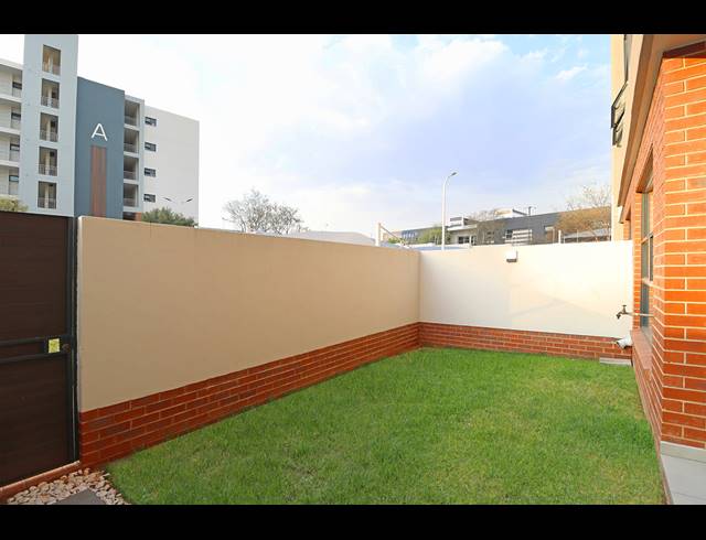 2 BEDROOM APARTMENT FOR SALE IN GREENSTONE HILL